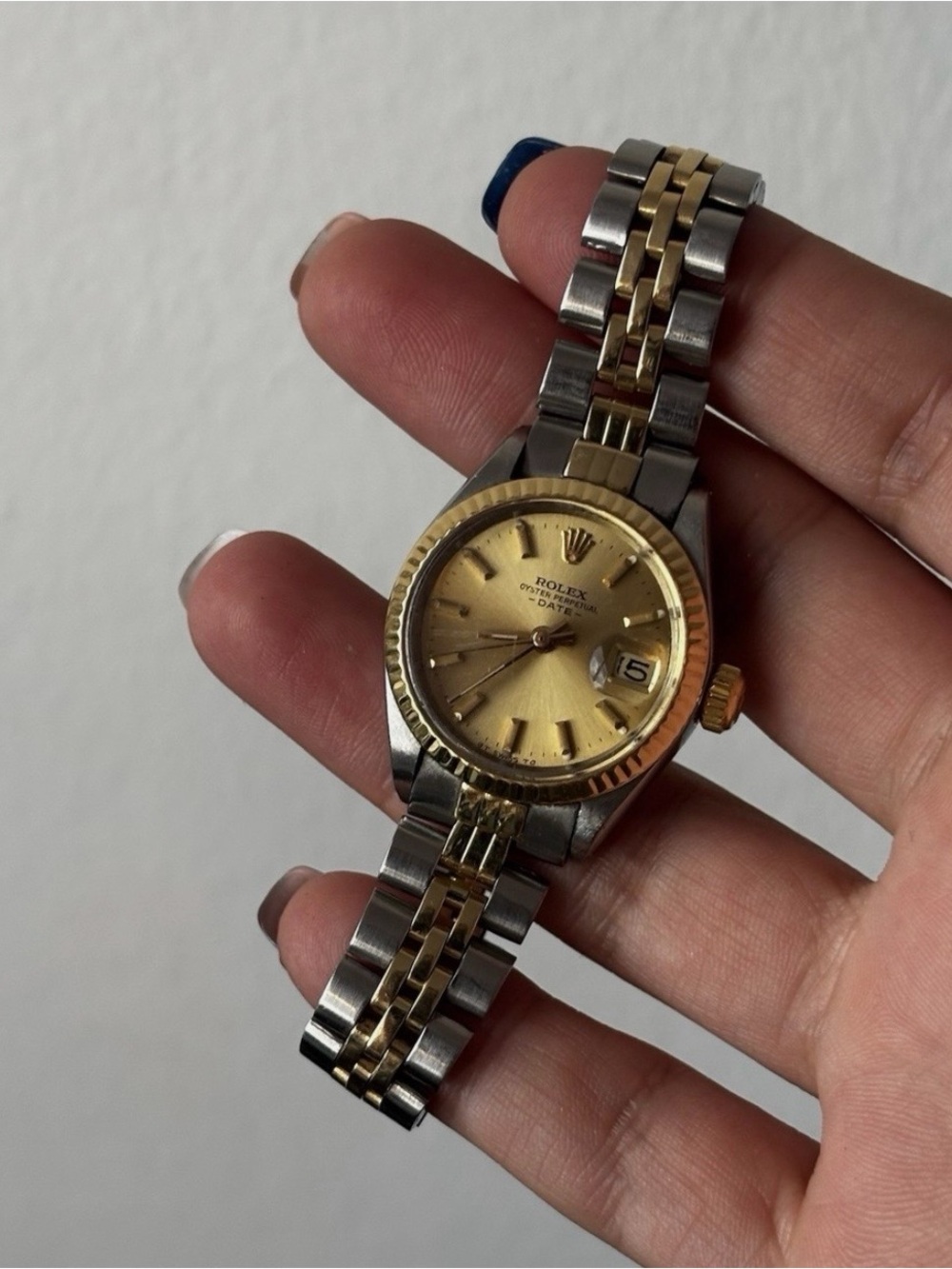 Rolex Two-Tone Gold and Silver Ladies Watch - Picture 2 of 11